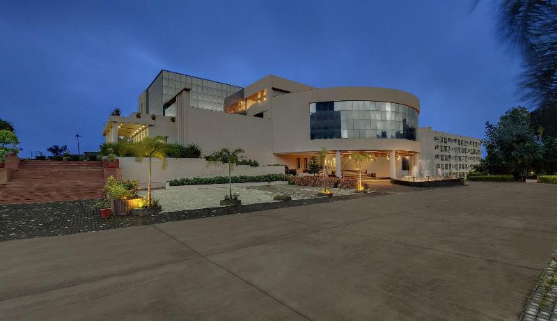 Spectrum Resort Spa & Convention image