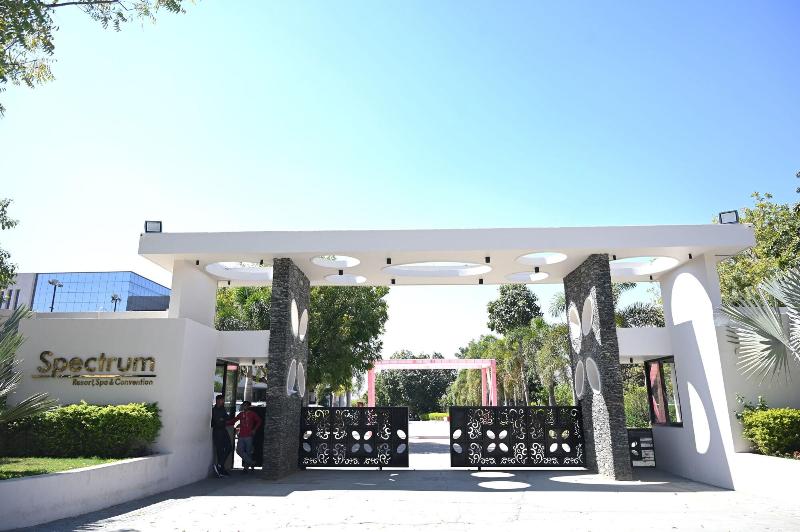 Spectrum Resort Spa & Convention image
