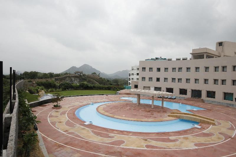 Spectrum Resort Spa & Convention image