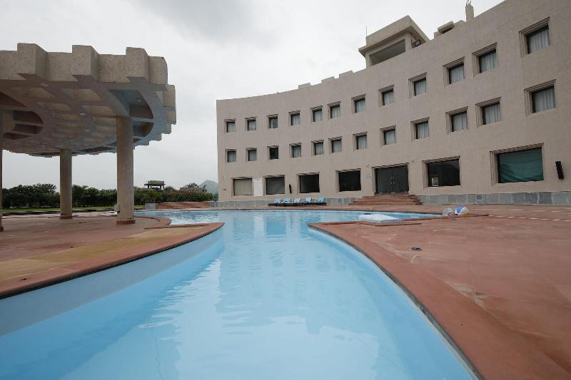 Spectrum Resort Spa & Convention image
