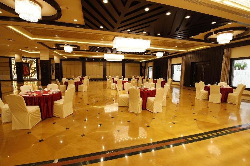 Spectrum Resort Spa & Convention image