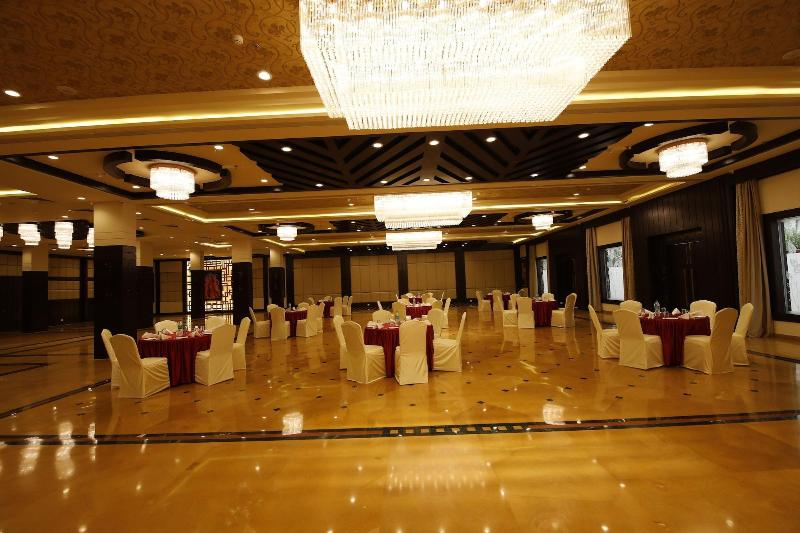 Spectrum Resort Spa & Convention image