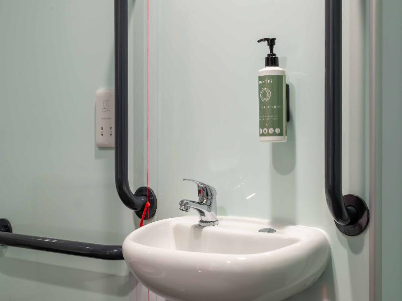 easyHotel Cardiff image