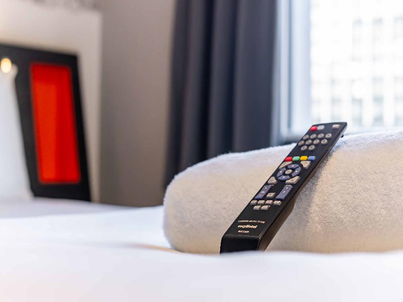 easyHotel Cardiff image