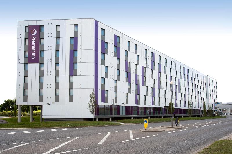 Premier Inn Heathrow Airport Terminal 4 image