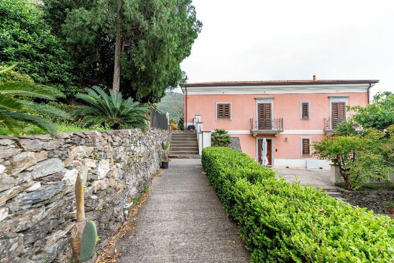 Villa Tecla image