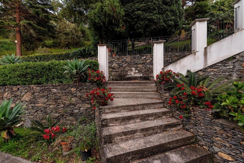 Villa Tecla image