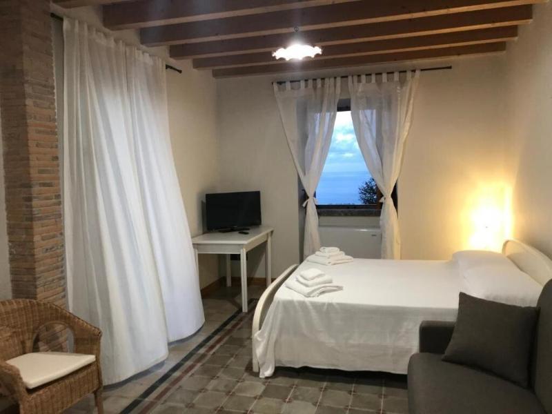 Villa Tecla image