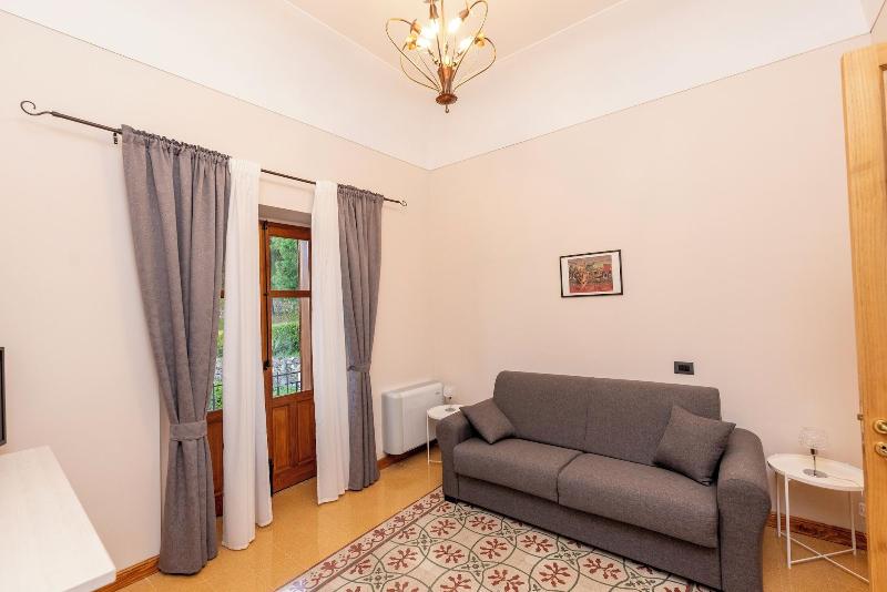 Villa Tecla image