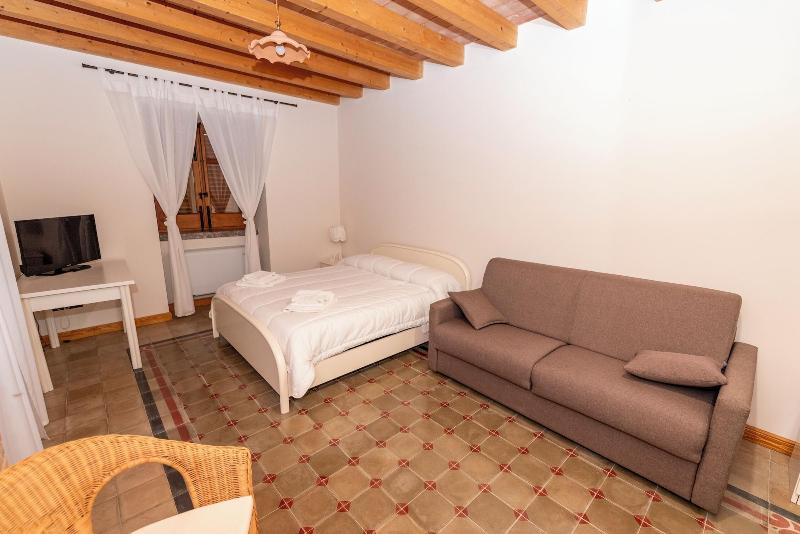 Villa Tecla image