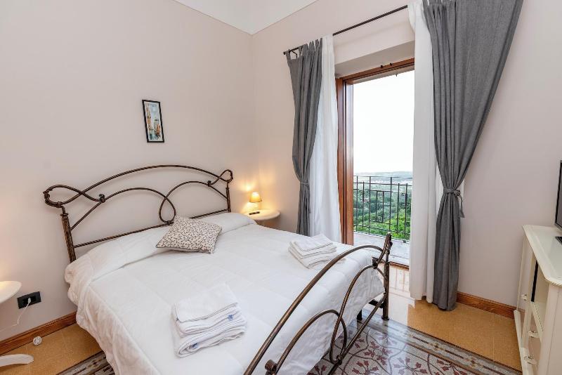 Villa Tecla image