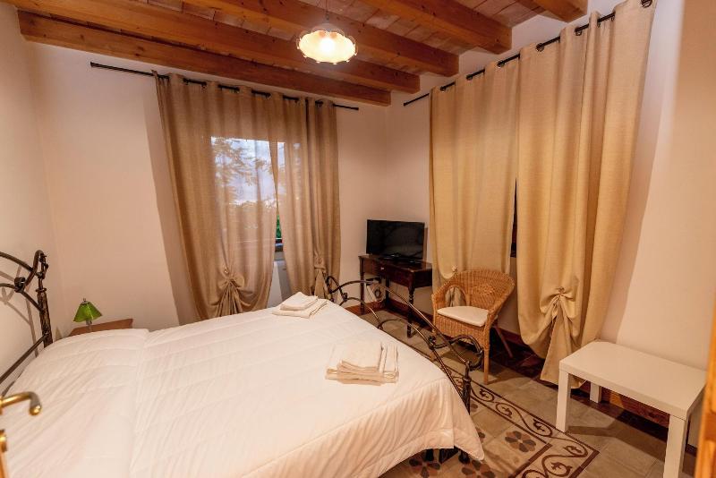 Villa Tecla image