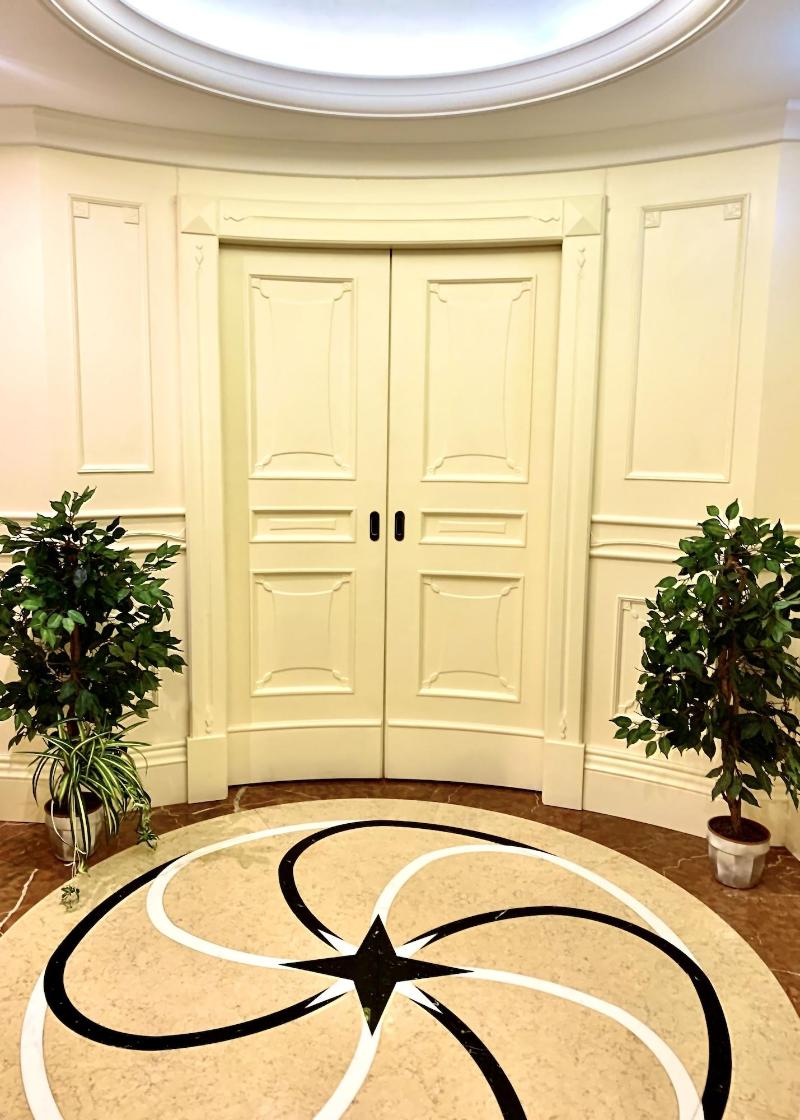 Simon's Guest House image