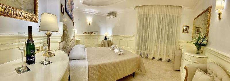 Simon's Guest House image