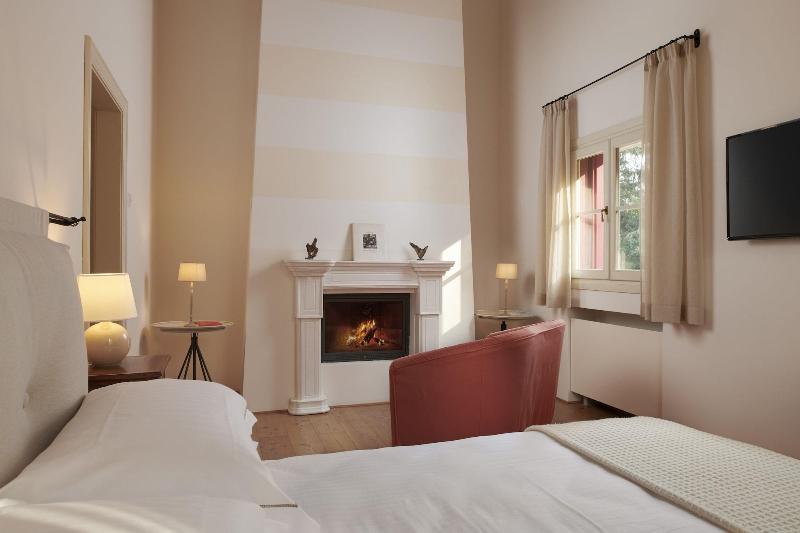 Villa Lovi image