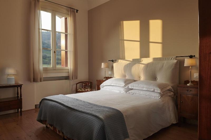 Villa Lovi image