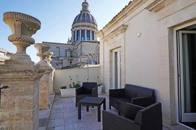 Neropece Suites image