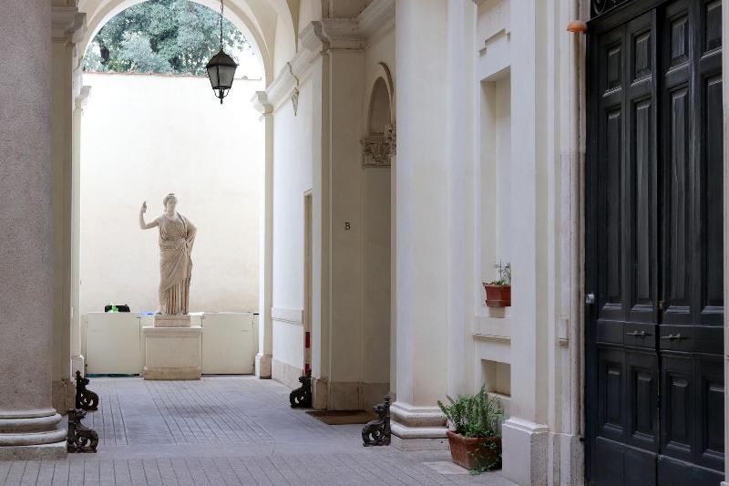 Trevi palazzo storico suite B&B image