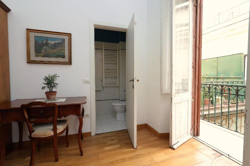 Trevi palazzo storico suite B&B image