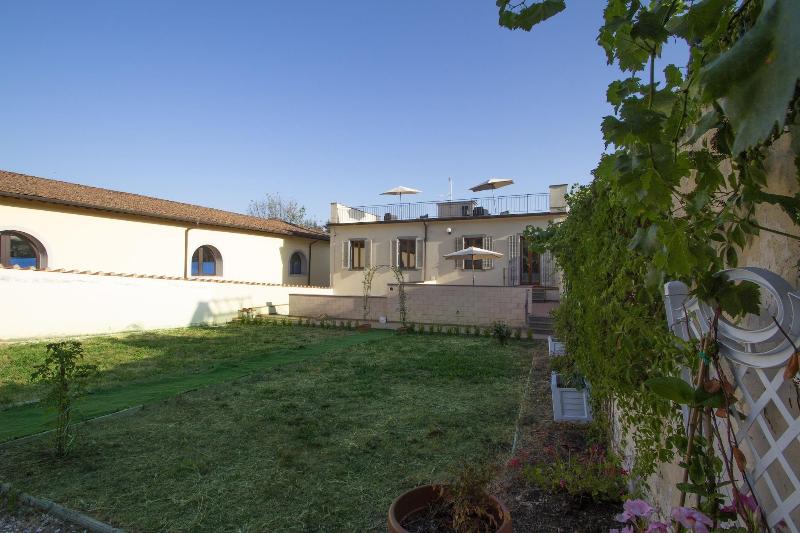 Gelsomino Garden image