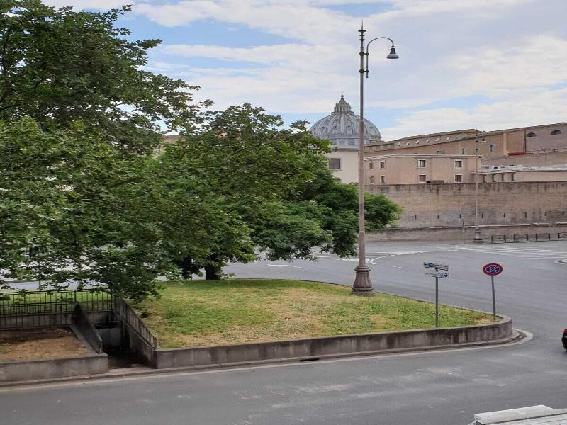 Stefano House Roma image