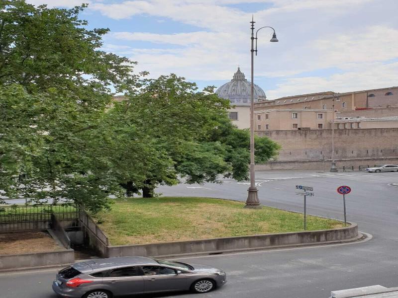 Stefano House Roma image