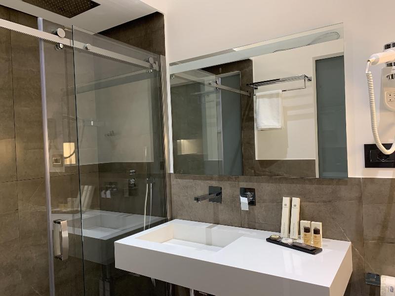 Thalya Luxury Rooms image