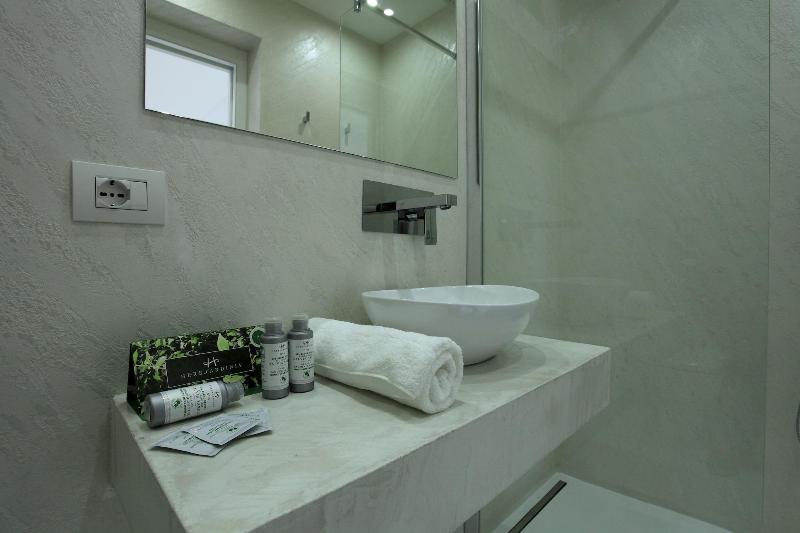 Double A Luxury Room image