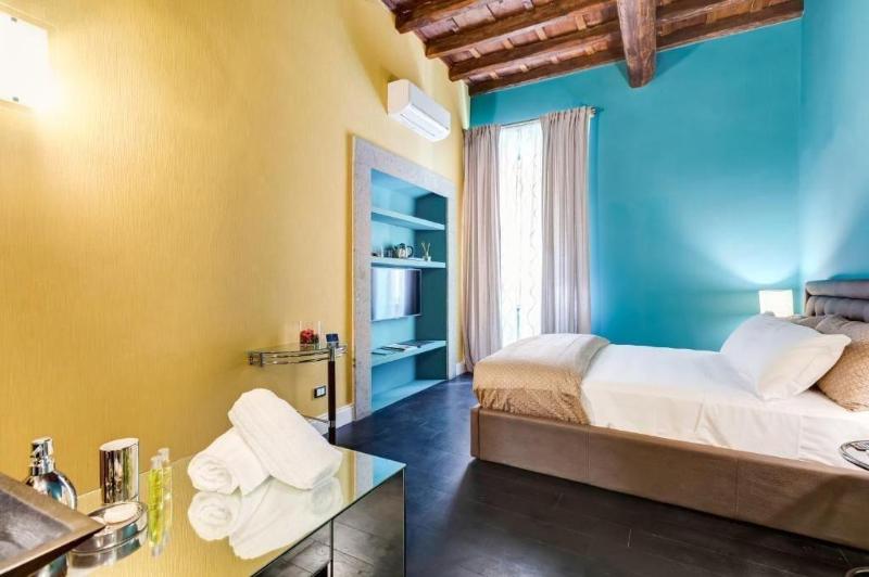 Premium Private Suites image