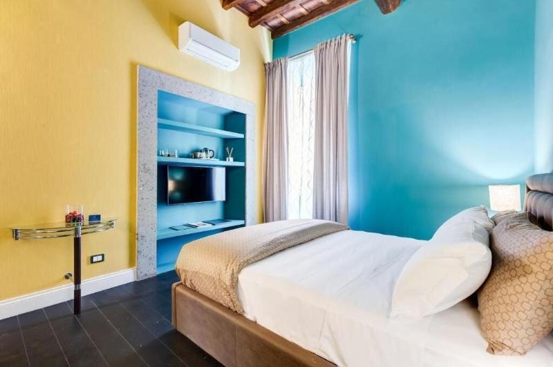 Premium Private Suites image