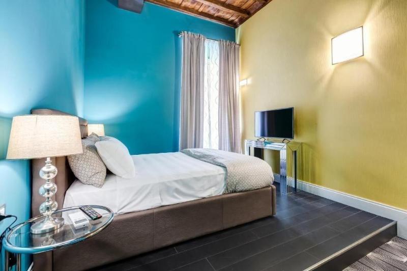 Premium Private Suites image