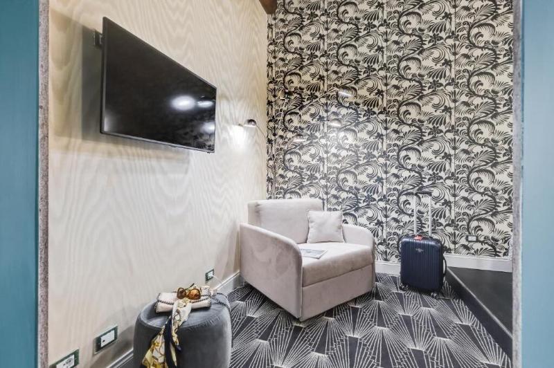 Premium Private Suites image