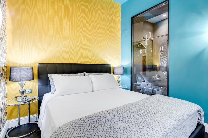 Premium Private Suites image