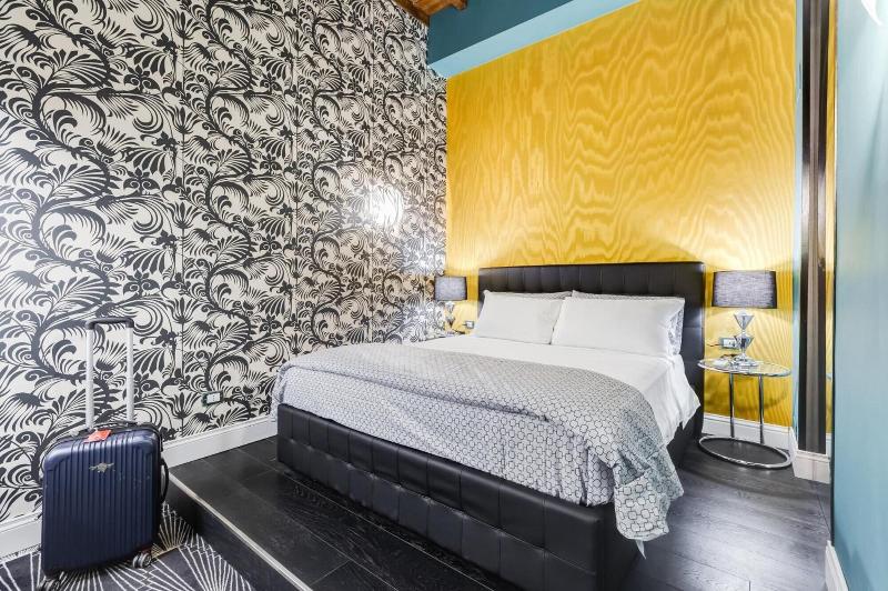 Premium Private Suites image