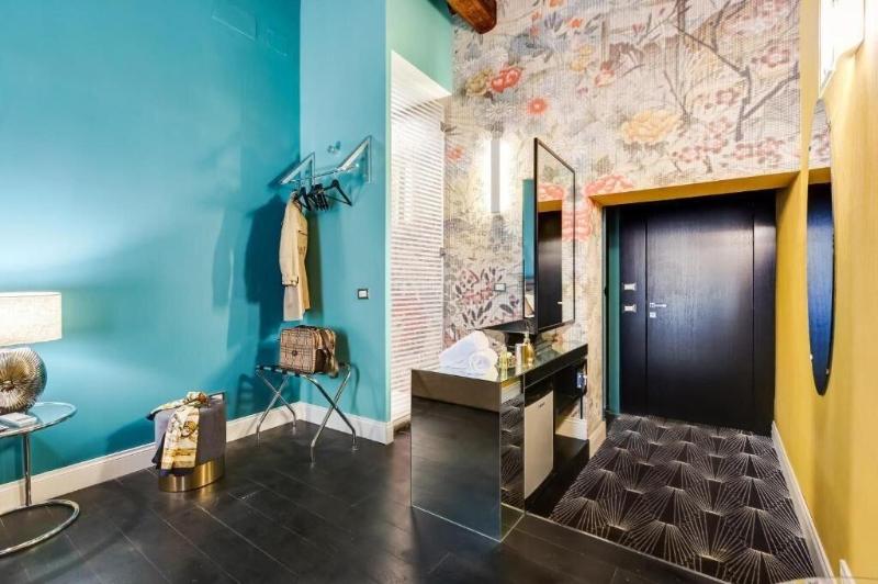 Premium Private Suites image
