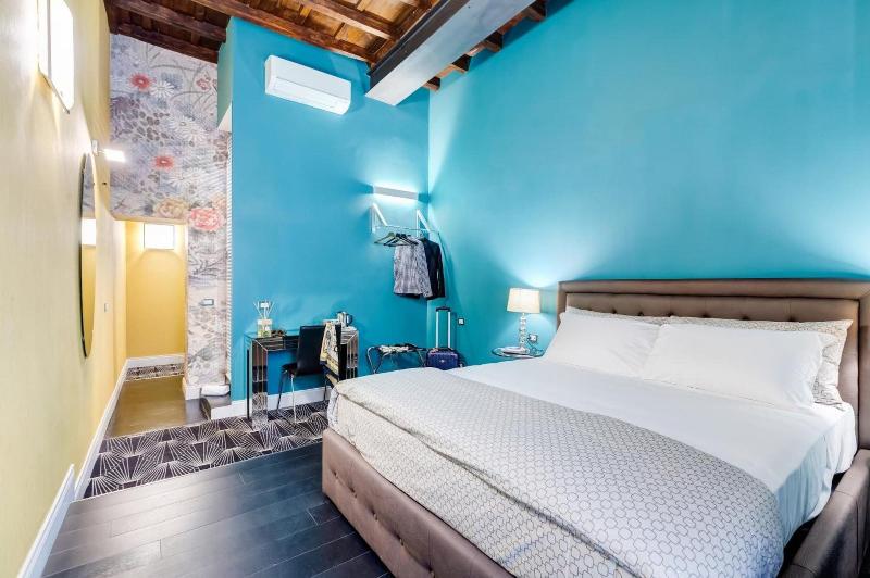 Premium Private Suites image