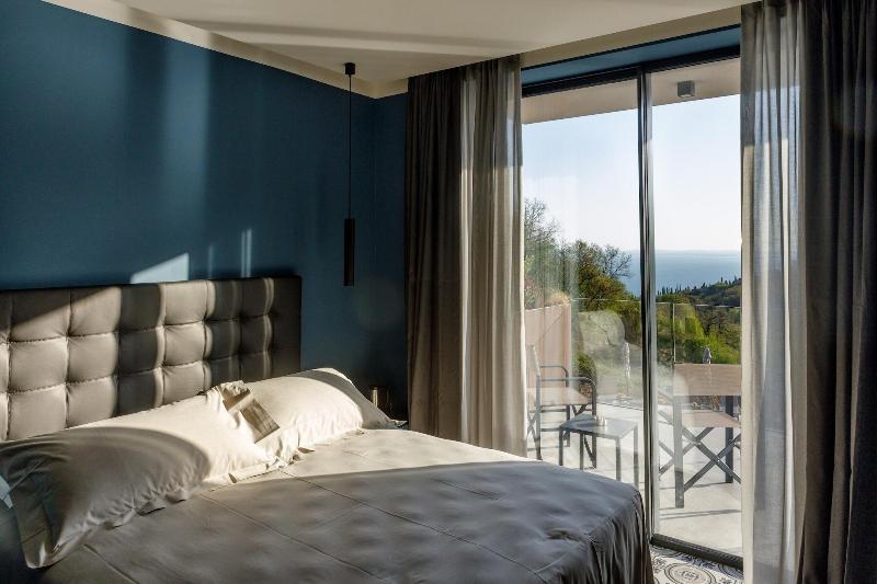 Hotel DeVille image