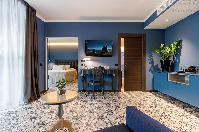 Hotel DeVille image