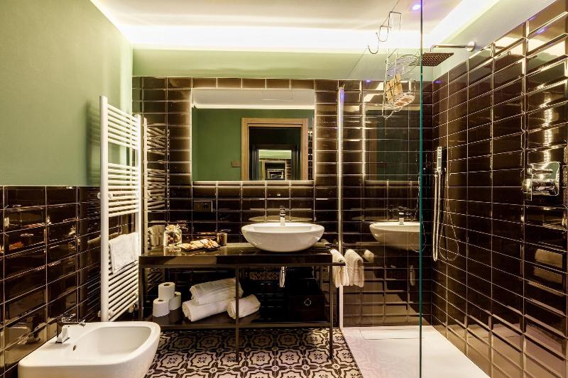 Hotel DeVille image