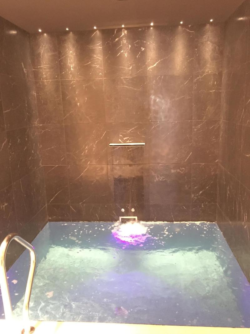 Casa Tua Spa Resort image