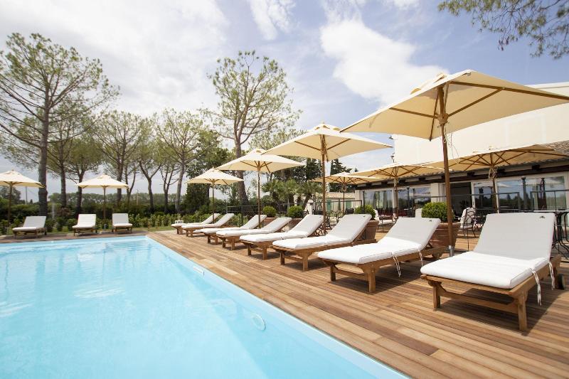 Casa Tua Spa Resort image