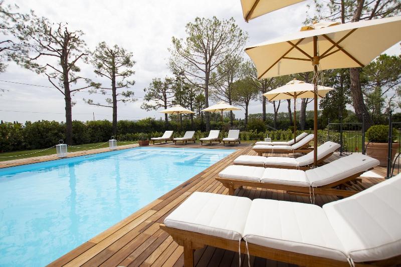 Casa Tua Spa Resort image