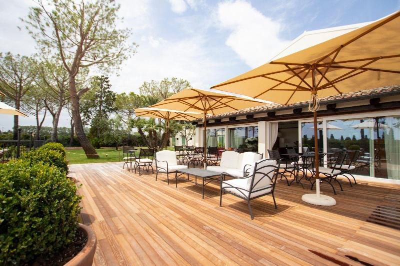 Casa Tua Spa Resort image
