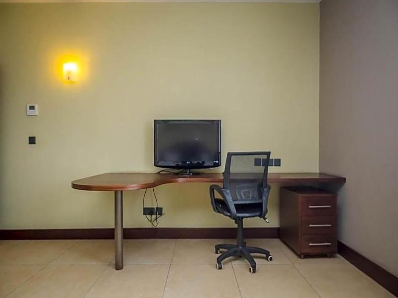 Taarifa Suites by Dunhill Serviced Apartments image