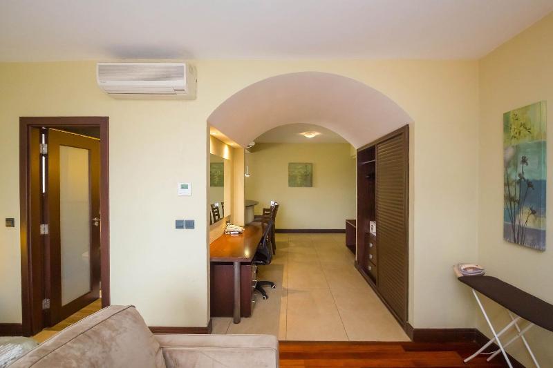 Taarifa Suites by Dunhill Serviced Apartments image