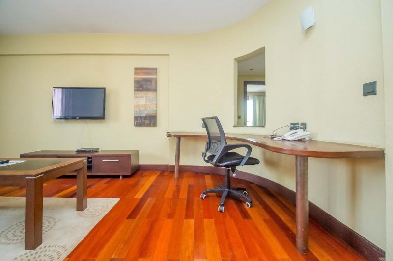 Taarifa Suites by Dunhill Serviced Apartments image