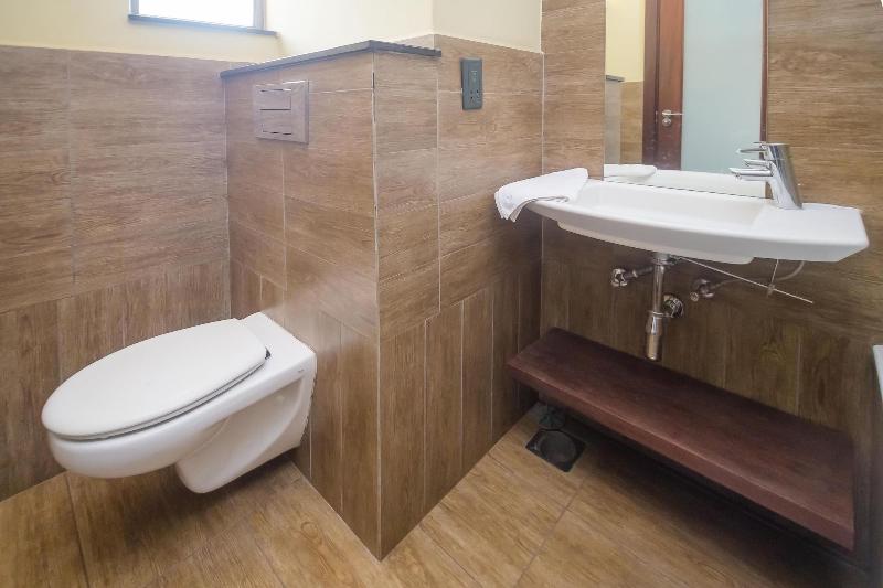 Taarifa Suites by Dunhill Serviced Apartments image