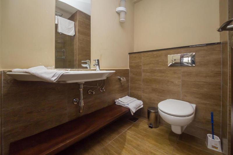 Taarifa Suites by Dunhill Serviced Apartments image