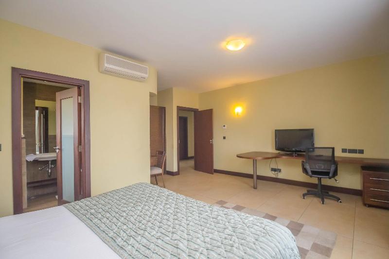 Taarifa Suites by Dunhill Serviced Apartments image