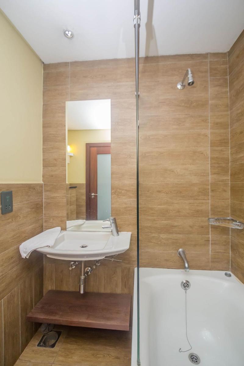 Taarifa Suites by Dunhill Serviced Apartments image